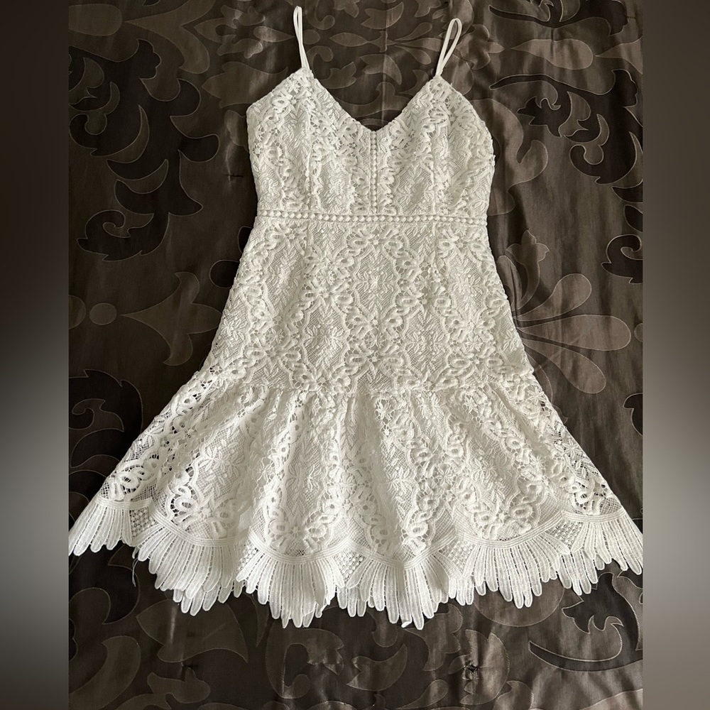 BB Dakota RSVP White Lace Crochet Spaghetti Strap Dress Lined Women’s Size 8